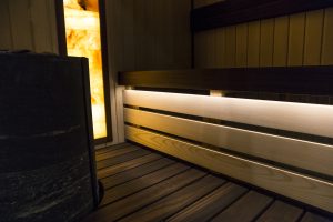 Moderna Apses un Termo apses pirts ar dizaina akcentiem