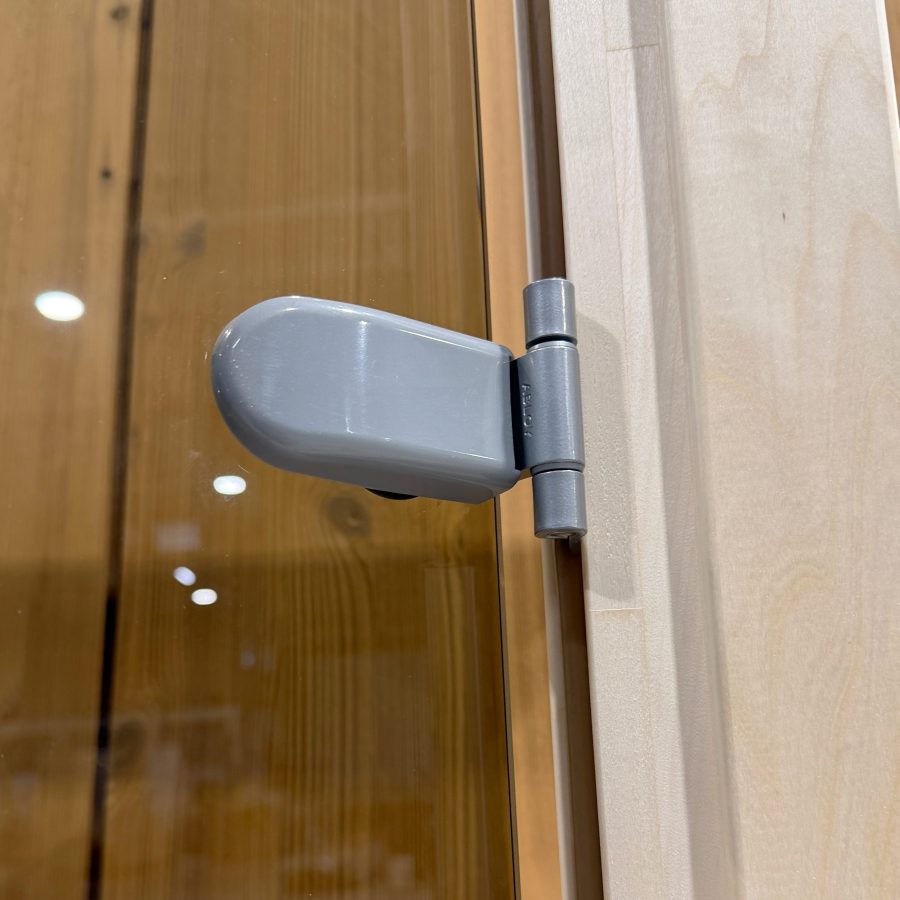 O'wood ražotās saunas un pirts durvis no Apses koka un Bronzas rūdītā stikla